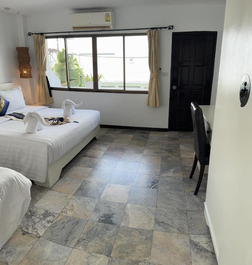 Istanbul Boutique Hotel Patong ภายนอก รูปภาพ