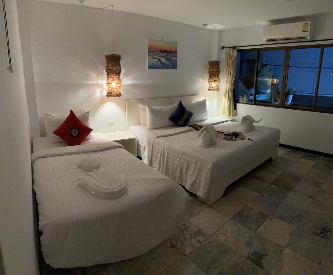 Istanbul Boutique Hotel Patong ภายนอก รูปภาพ